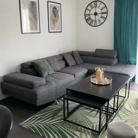 アパート Appartement Vert